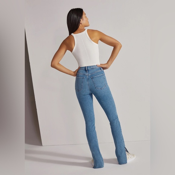 Favorite Daughter The Valentina Tower Super High Rise Cigarette Jeans in Laurel - Picture 4 of 16